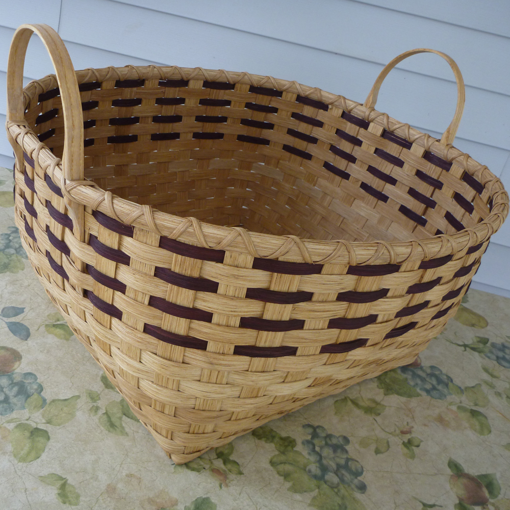 Square-to-Round Laundry Basket