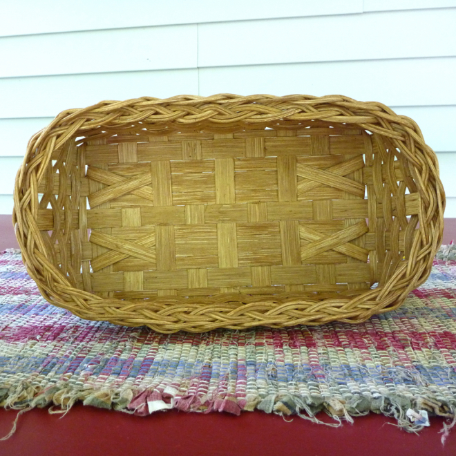 Braided Rim Bread Basket