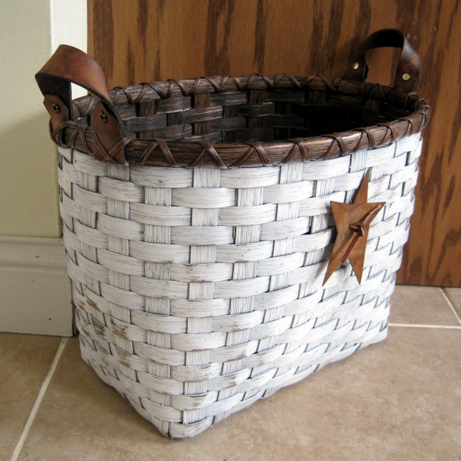 Little Waste Basket - Painted