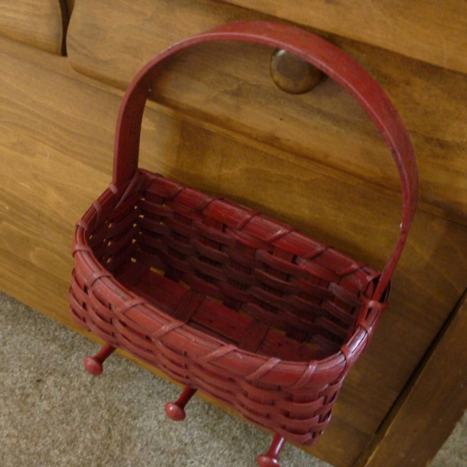 Pegged Key Basket Joanna's Collections Country Home Basketry